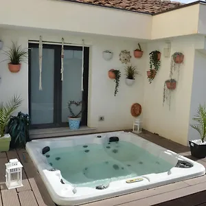 ** Alojamento de Acomodação e Pequeno-almoço Le 4 Leggende Itália