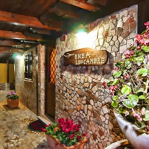 ** Casa de hóspedes Eneahouse Itália